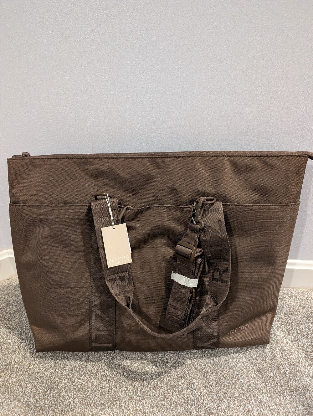Itzy Ritzy Belong All-in-Tote Weekender Bag Mocha